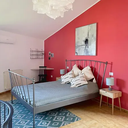 Medieval Penthouse With Sunset Panoramic Views 아파트