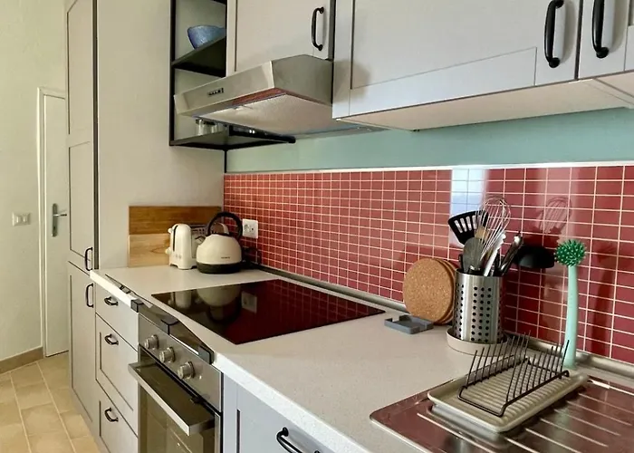 Medieval Penthouse With Sunset Panoramic Views Appartement